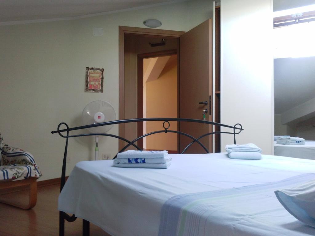 Bed and Breakfast Mansarda Raggio Di Sole Verona Pokoj fotografie